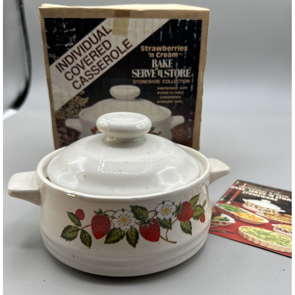 Sheffield Strawberries‎ N Cream Stoneware Bowl Small Casserole W/Lid Vintage